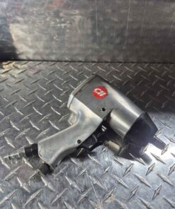 Campbell Hausfeld impact driver 1/2 with male coupler