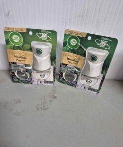 Qty 2 air wick diffusers (missing scent oil )