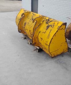 6 foot industrial loader bucket with quick hook up