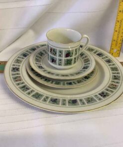 Royal Doulton 4pc Place Setting