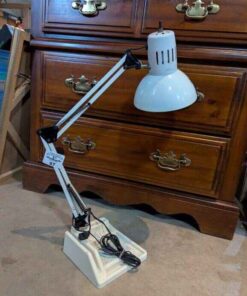 Extending metal task light