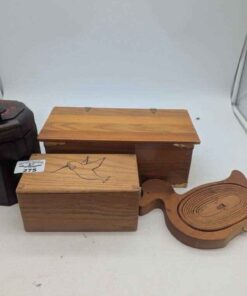 Wooden Boxes and collapsible duck bowl