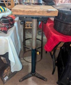 Adjustable Shop stand