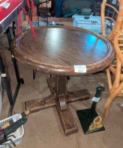 Wooden round table with pedestal base
