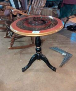 Round Top Pedestal table